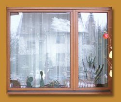 Okno drewniane z słupkiem ruchomym O10 - 05